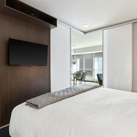 Hotel O Cean Suites Near Igi Airport 뉴델리 외부 사진